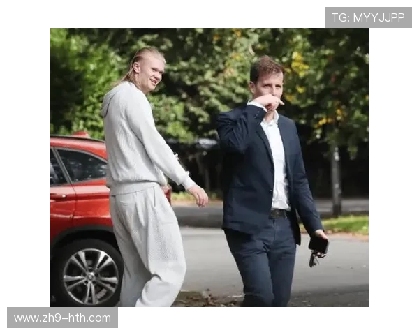 哈兰德机器人舞引爆网络 球迷纷纷模仿社交媒体播放量破千万 哈兰德机器人舞引爆网络 球迷纷纷模仿社交媒体播放量破千万